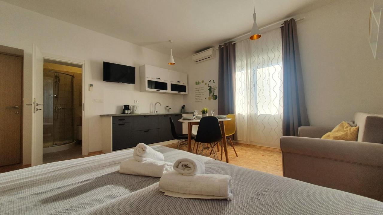 Istrianka Apartment พูลา ภายนอก รูปภาพ